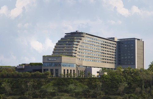 Mundhwa Hotel | The Westin Pune Koregaon Park