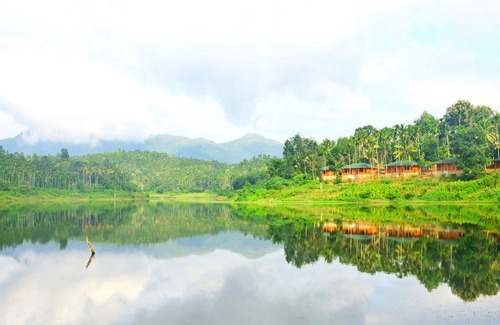 Vazhavatta Hotel | LakeRose Wayanad Resort