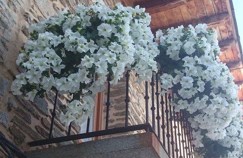 Puebla de Sanabria Hotel | Posada Real La Pascasia