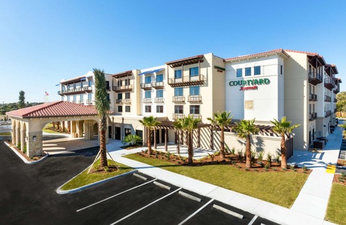 St. Augustine Beach Hotel | Courtyard by Marriott St. Augustine Beach