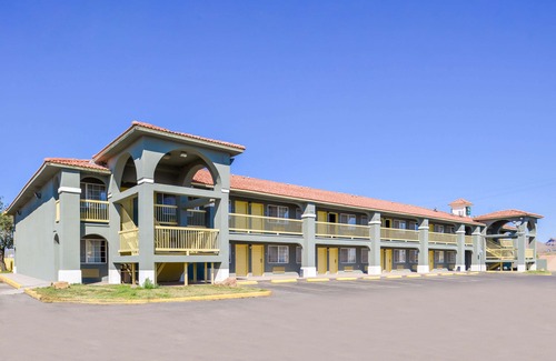 Van Horn Hotel | Quality Inn