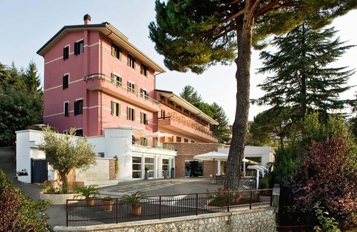 Segni Hotel | Albergo La Pace
