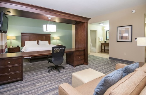 Port Allen Hotel | Hampton Inn & Suites Baton Rouge/Port Allen