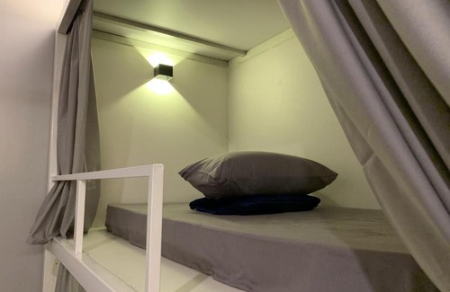 Lubok Buaya Hotel | Bed Attitude Hostel Cenang