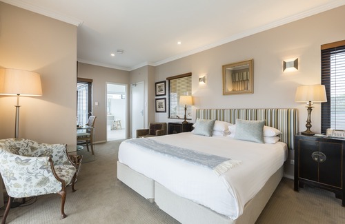 Collingwood Park Hotel | The Beach House at Bayside