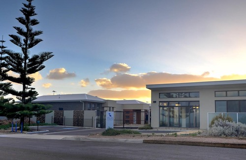 Kingscote Hotel | Villas on The Bay Kingscote