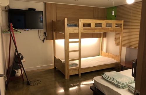 Yeonnam-dong Hotel | High Street Guest House