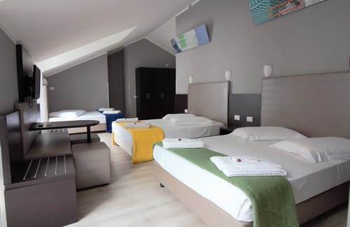 Ticinese Hotel | New Generation Hostel Milan Center Navigli