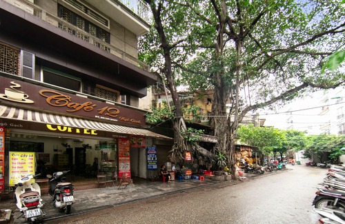 Hang Buom Hotel | Hanoi Golden Hotel