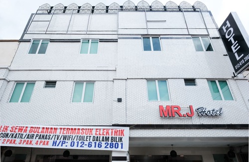 Wakaf Che Yeh Hotel | OYO 718 MR J Hotel Wakaf Che Yeh 1