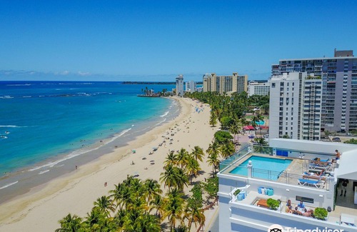 Isla Verde Hotel | San Juan Water & Beach Club Hotel
