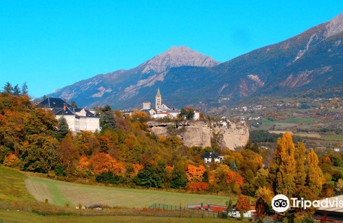 Embrun Hotel | Hotel la Robeyere, BW Signature Collection