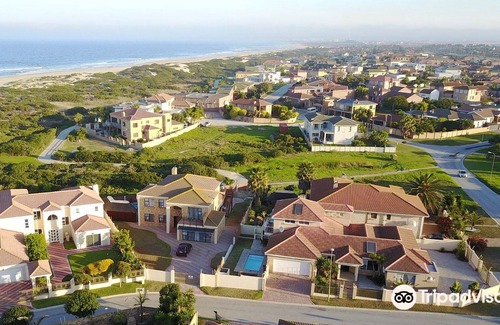 Bluewater Bay Hotel | King Guest Lodge
