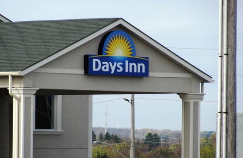 Woodstock Hotel | Days Inn by Wyndham Woodstock