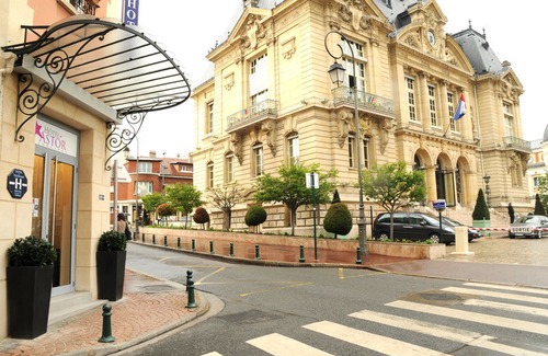 Suresnes Hotel | Hôtel Mercure Paris Suresnes Longchamp