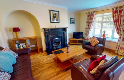 Dunmore East House | Fishermans Grove HH No 25