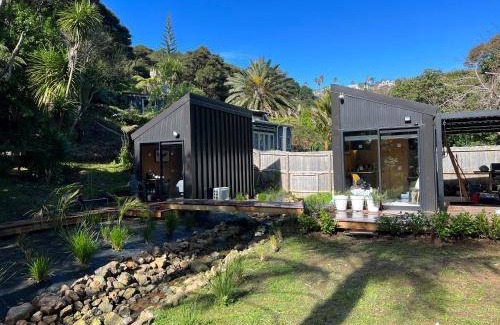 Palm Beach Resort | Resort ∙ Palm Beach Pod, Waiheke NZ