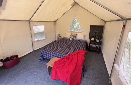Silver Point RV Rental | Tentrr Signature Site - Jester at Defenders Retreat - Site C