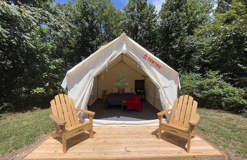 Silver Point RV Rental | Tentrr Signature Site - Jester at Defenders Retreat - Site C