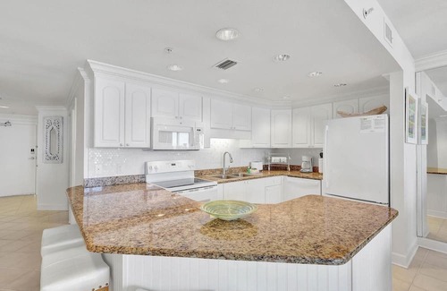 Orange Beach East House | Px1410-Beachfront Condo w/ View & Pool, Sleeps 8