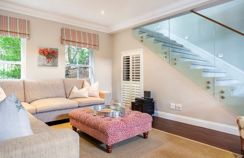 Durban North Villa | 51 Avignon · Family-Luxe Escape: Avignon Villa w/ Solar Backup