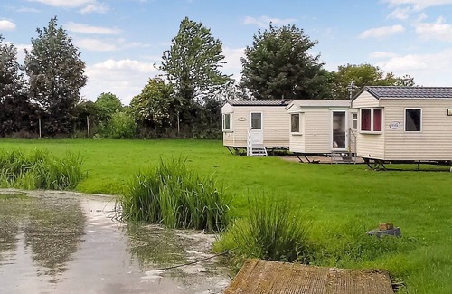 Louth Cottage | A great fisherman’s retreat, with two well stocked lakes, in a quiet location.