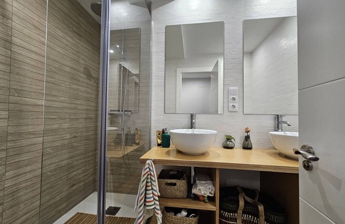 Gijon-Este Apartment | 195A Precioso apartamento La Arena
