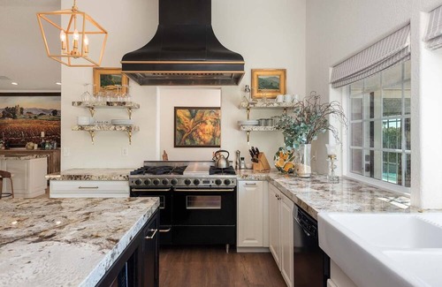 Desert Club Estates House | Chef/Designer's Pool/Spa Home-Walk to La Quinta Old Town Restaurants, Pickleball