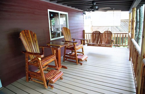 Smithville House | Hideaway Holler Cabin