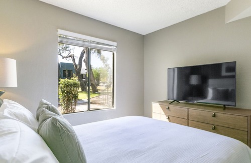 Tucson Apartment | Modern Apartment in Prime Location (ID9460X95)