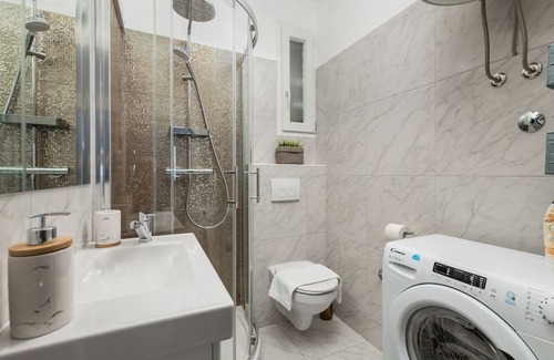 Sodici Apartment | Newly renovated two-room apartment with a unique view of the entire Kvarner.