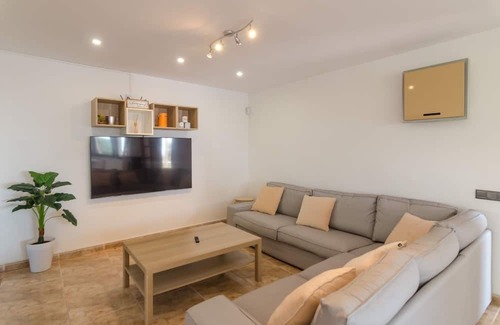 Lloret de Mar Villa | Club Villamar - Beautiful house with sea views in Lloret de Mar for 14 people