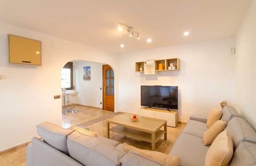 Lloret de Mar Villa | Club Villamar - Beautiful house with sea views in Lloret de Mar for 14 people