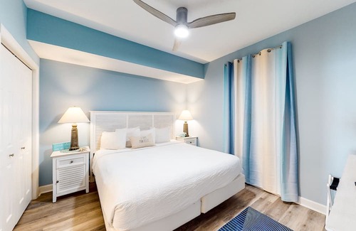 Biltmore Beach Condo | Colorful, waterfront condo with pools, gym, & beach access