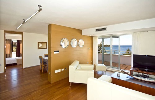 Pjescana Uvala Apartment | DREAM APARTMENT WITH A FANTASTIC VIEW ON THE SEA, PERFECT HOLIDAYS
