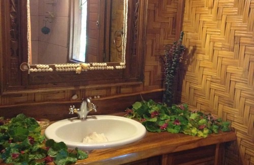 Moorea-Maiao House | Moorea's House of Peace