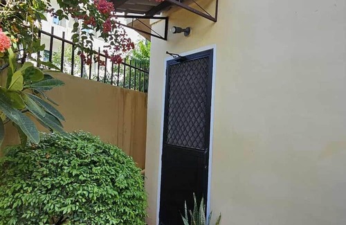 Samal Apartment | Samal Eagles Nest Beach Resort A