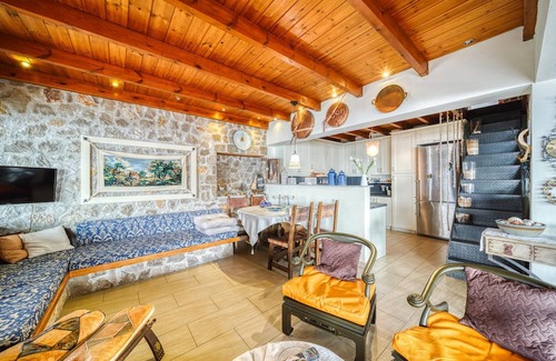 Kamena Vourla Villa | Magical View Villa Asproneri Kamena Vourla
