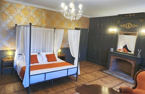 Marcilloles Bed & Breakfast | Château de la Rochetière