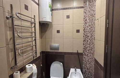 Oktyabrsky District Apartment | Spacious apartment near railway station