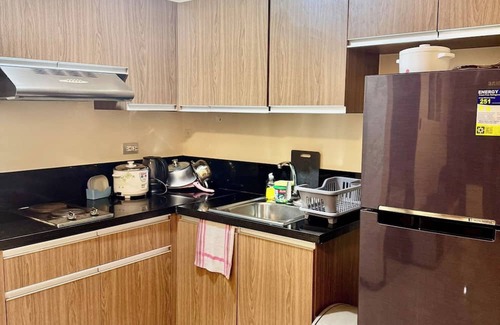 Pasay Condo | Levi & Moon Relax and Chill