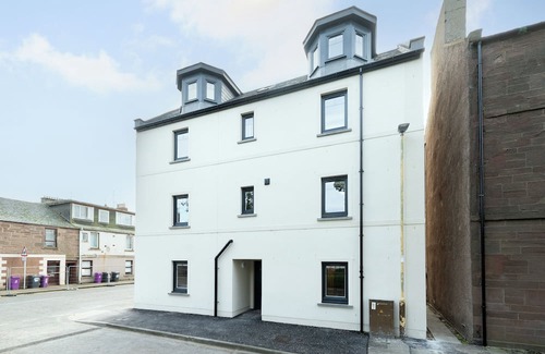 Montrose Apartment | Erskine & Gibson Apartments