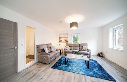 Montrose Apartment | Erskine & Gibson Apartments