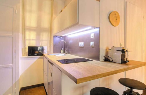 2nd Arrondissement Apartment | Dify Apartment Ainay