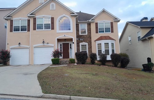 Lithia Springs House | Spacious 2 bedrooms house with AC and WiFi in delightful Lithia Springs