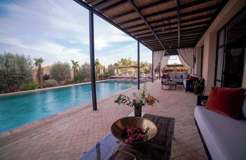 Hivernage Villa | Luxurious Riad with spa and pool