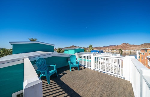 Parker Strip House | Motorboat Inn Summary