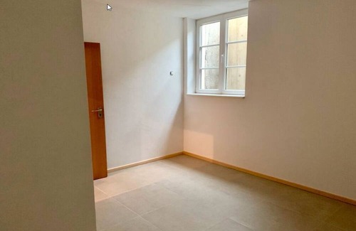 Westendorf Apartment | Bright 4-room basement apartment with private access and 3 parking spaces