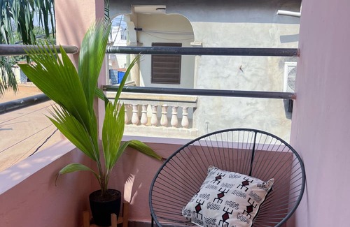 Lome Apartment | Cosy Studio
