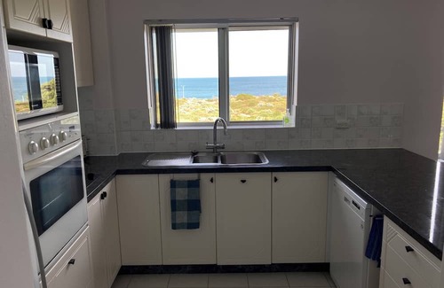 Cottesloe Apartment | Great space, great location and stunning ocean views